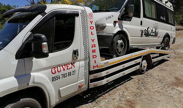 Karşıyaka Oto Kurtarma — Ergüven İzmir oto çekici ve kurtarıcı hizmeti